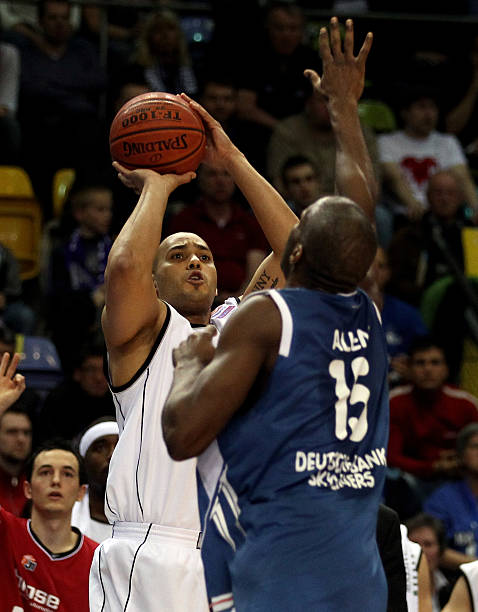 主力后卫张 主力后卫张