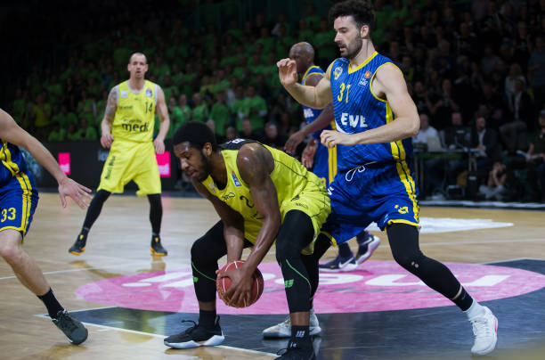 不容忽视 不容忽视