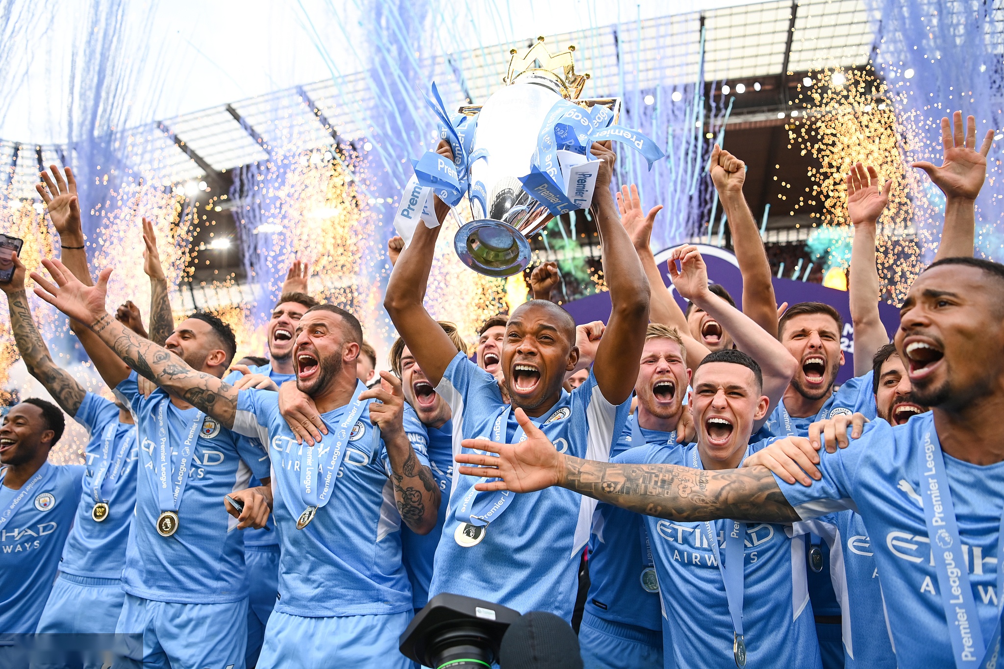 更是球队在 更是球队在