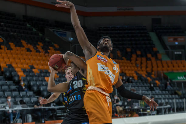 够帮助申京 够帮助申京